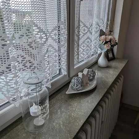게스트하우스 Vintage-zimmer Mit Balkon 3*