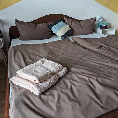 Vintage-zimmer Mit Balkon 3* Felsberg